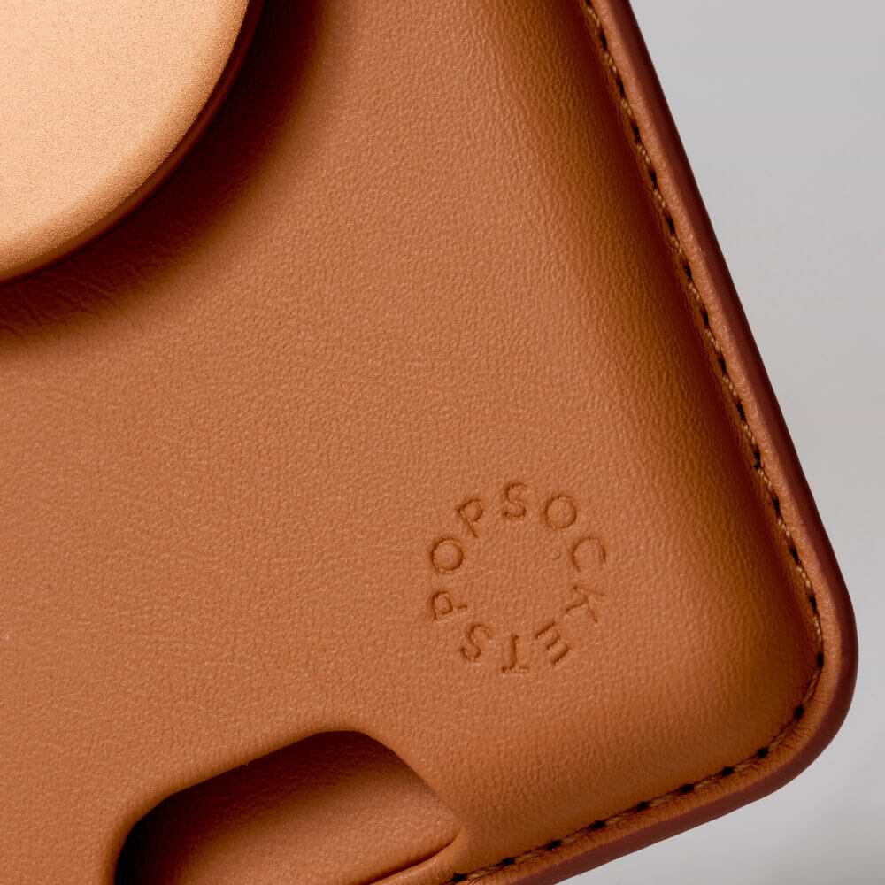 Cognac — Softgoods MagSafe PopWallet+ - US 14704