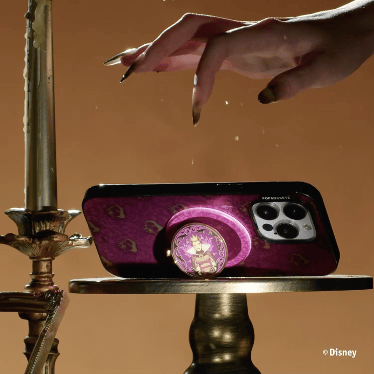Essence of Evil Queen — iPhone 15 Pro Max MagSafe Case - US 40043