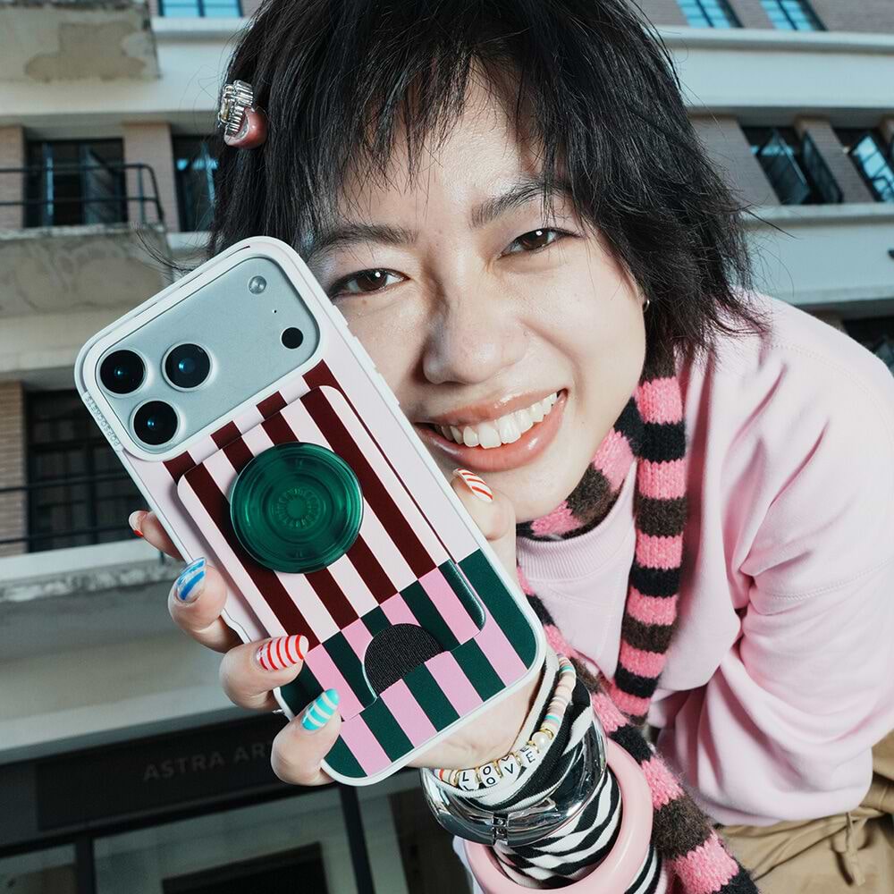 Pop of Pink Stripe — iPhone 13 MagSafe Case - US 66181